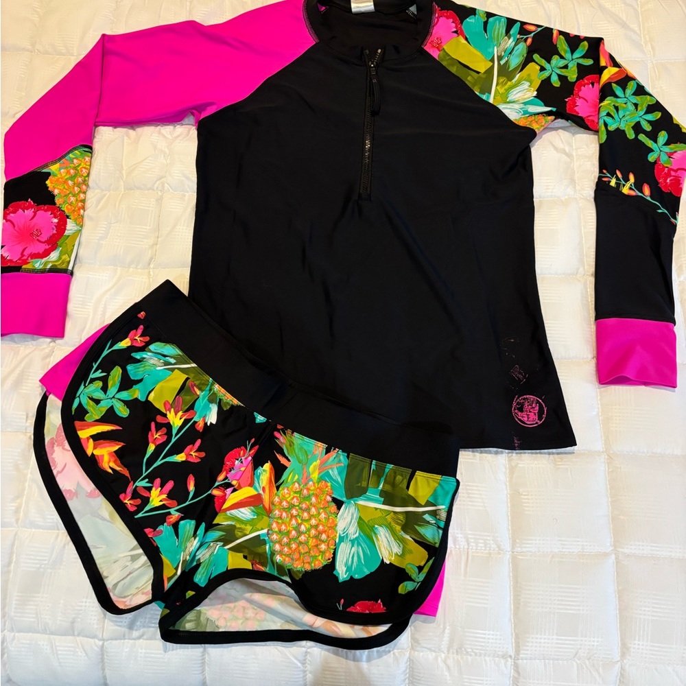 Breathe by Body Glove Rash Guard and Shorts Set